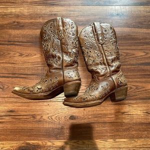CORRAL CRACKLED BROWN SNIP TOE GLITTER INLAY